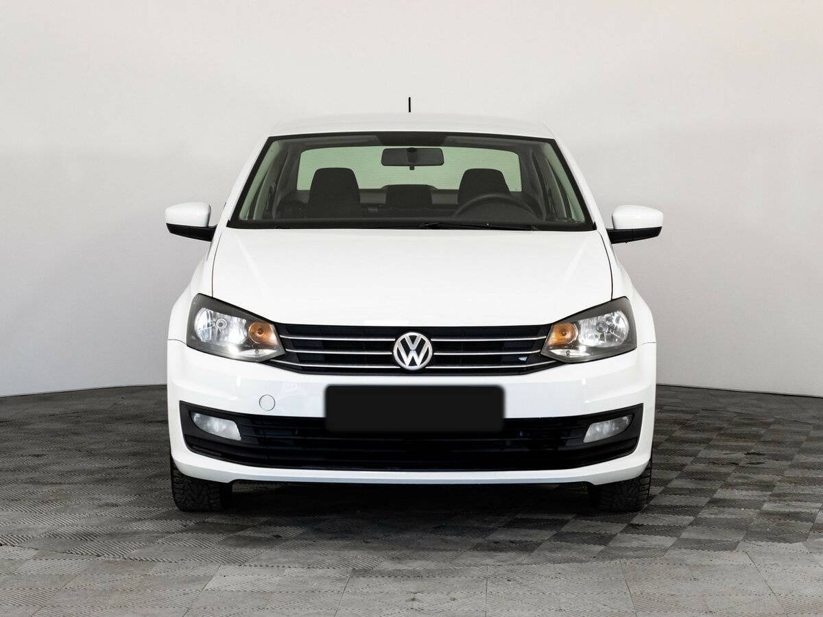 Купить Volkswagen Polo, 2017, 185 342 км, фото №2