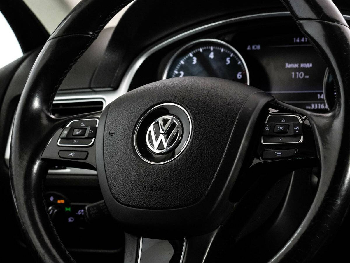 Купить Volkswagen Touareg, 2015, 224 931 км, фото №12