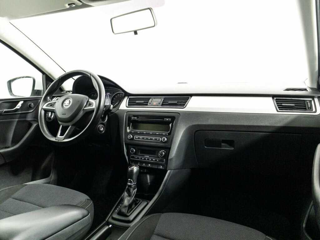 Купить Skoda Rapid, 2015, 169 102 км, фото №9