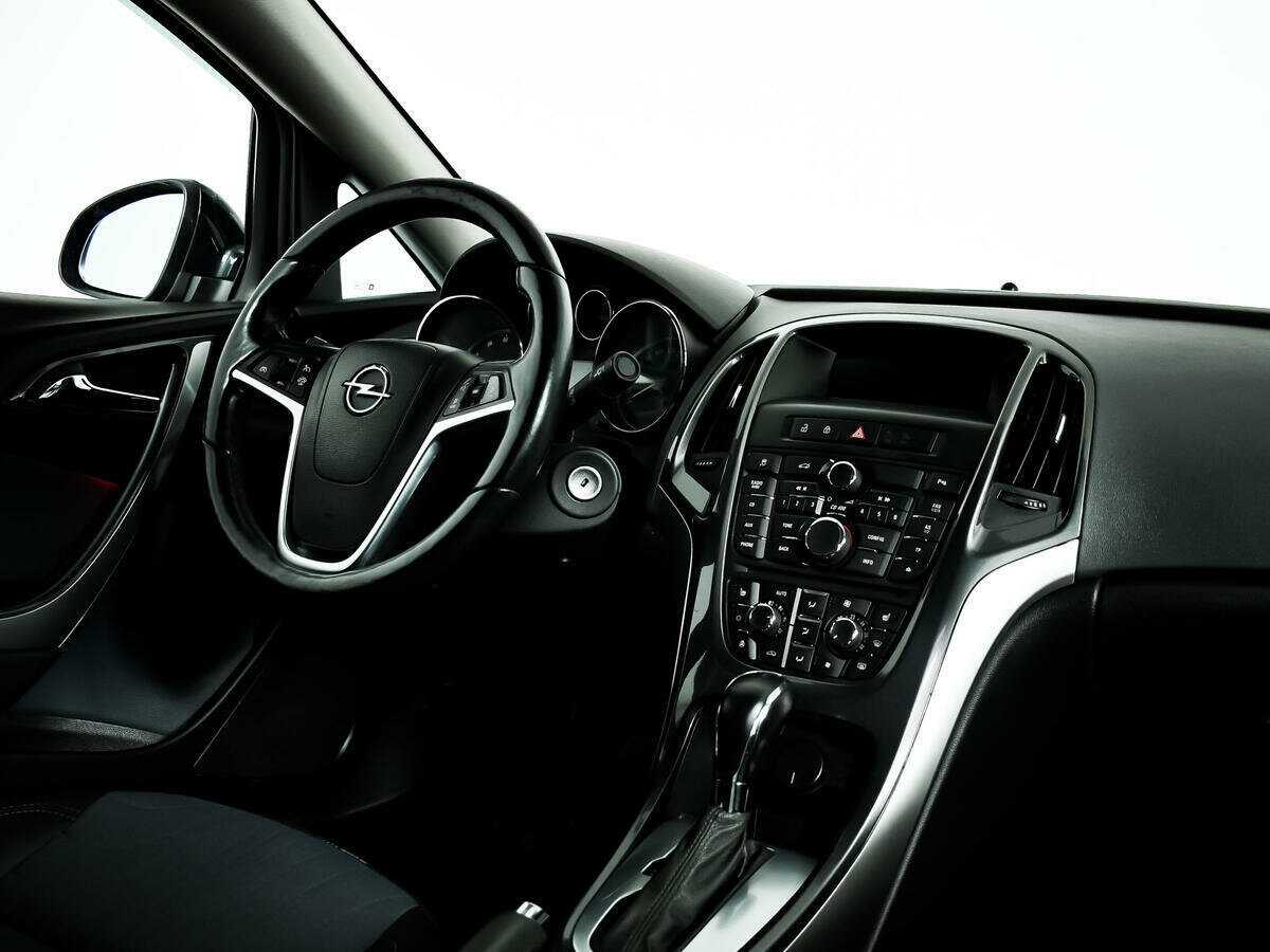 Купить Opel Astra, 2013, 144 866 км, фото №9