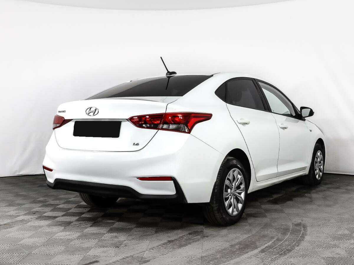 Купить Hyundai Solaris, 2019, 70 413 км, фото №4