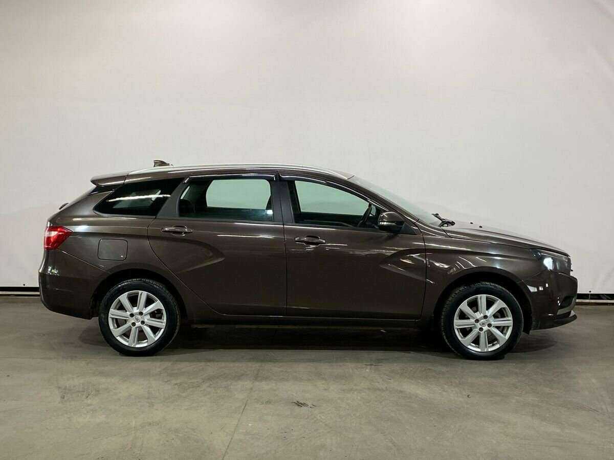 Купить Lada (ВАЗ) Vesta SW, 2019, 66 861 км, фото №4