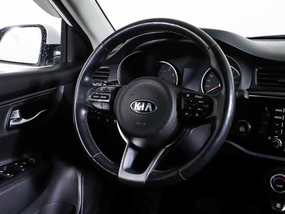 Купить Kia Rio X-Line, 2018, 64 289 км, фото №15