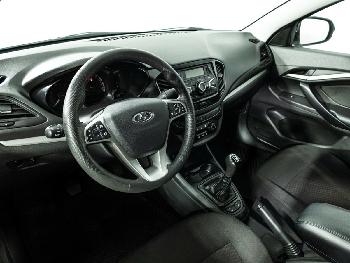 Купить Lada (ВАЗ) Vesta I, 2019, 110 302 км, фото №11