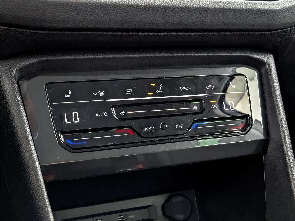 Купить Volkswagen Tiguan, 2021, 23 287 км, фото №21