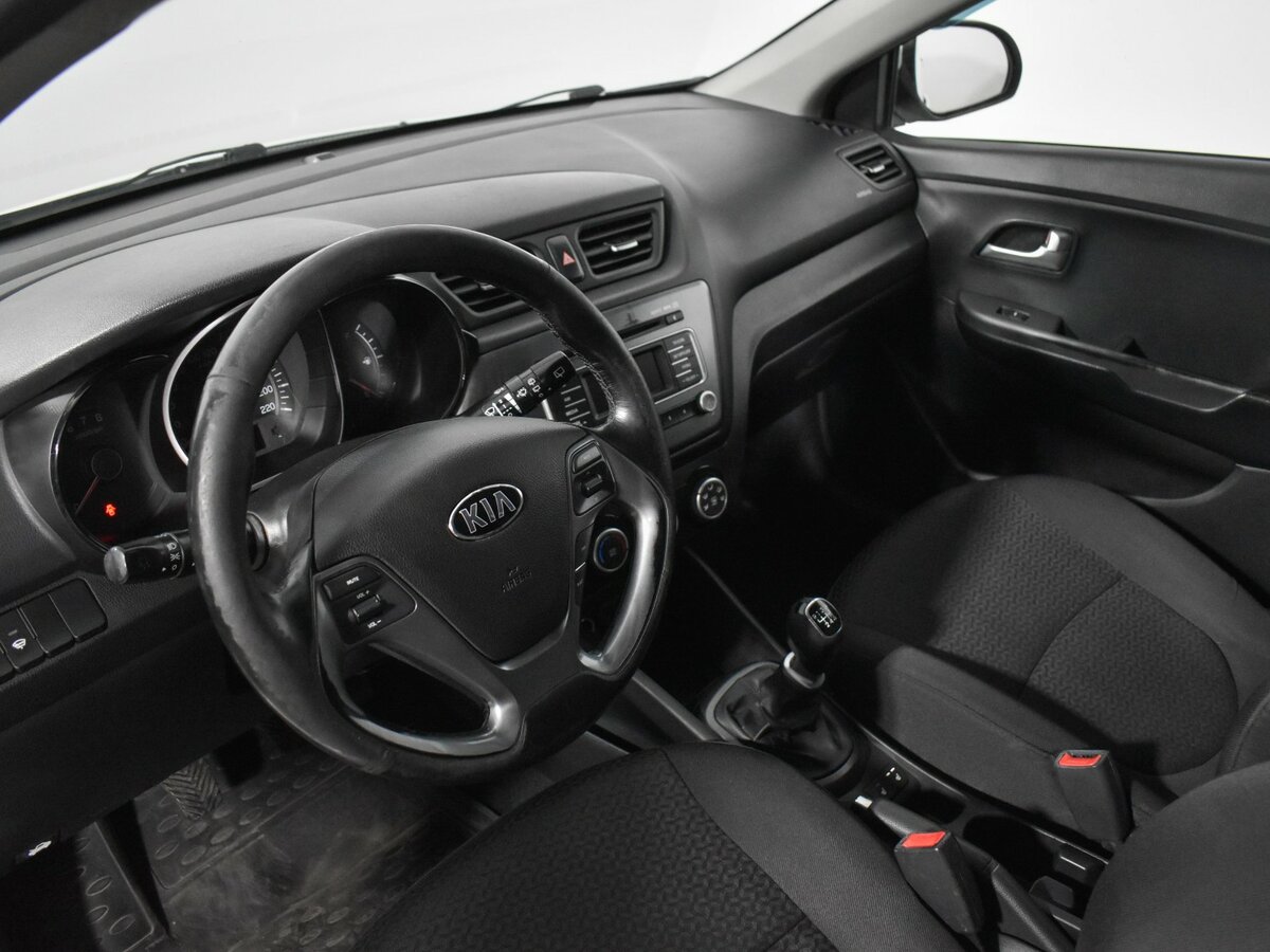 Купить Kia Rio III Рестайлинг, 2016, 200 000 км, фото №9