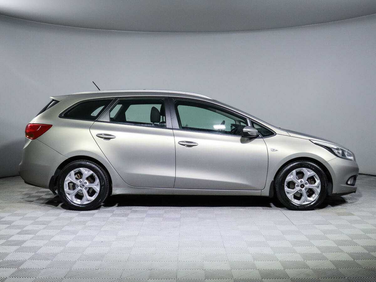 Купить Kia Ceed, 2013, 169 619 км, фото №4