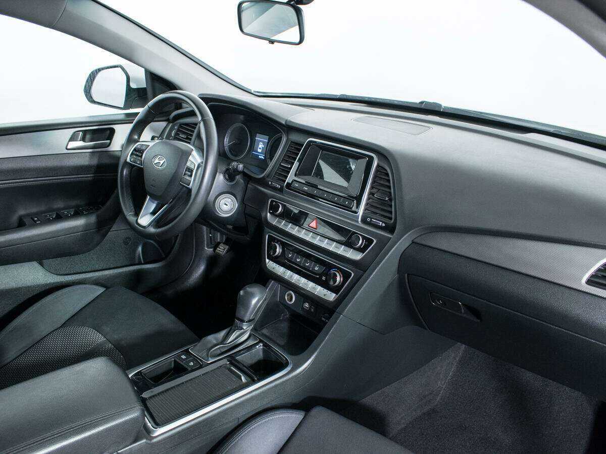 Купить Hyundai Sonata, 2019, 86 365 км, фото №9