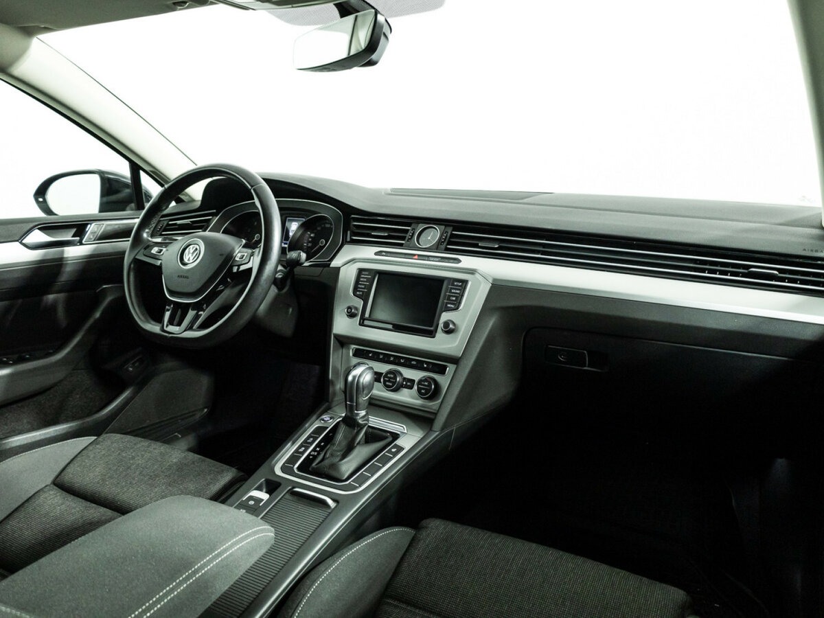 Купить Volkswagen Passat B8, 2017, 131 507 км, фото №7