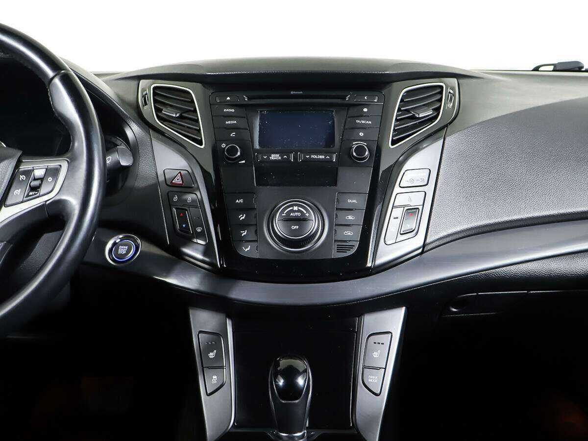 Купить Hyundai i40, 2015, 126 400 км, фото №12