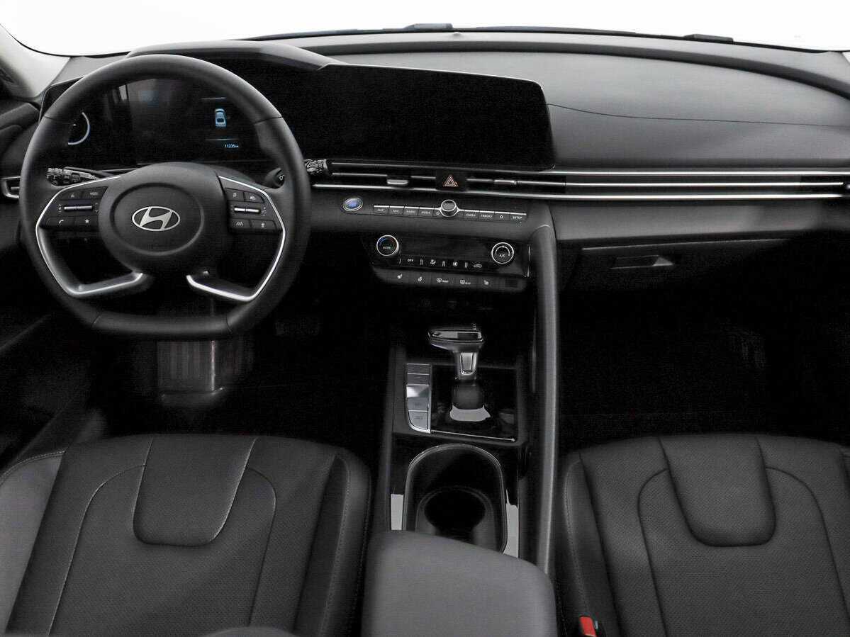 Купить Hyundai Elantra, 2024, 11 234 км, фото №15