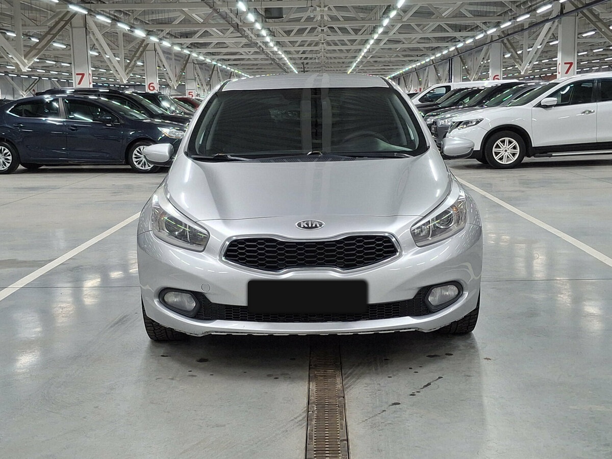 Купить Kia Ceed II, 2013, 192 707 км, фото №2