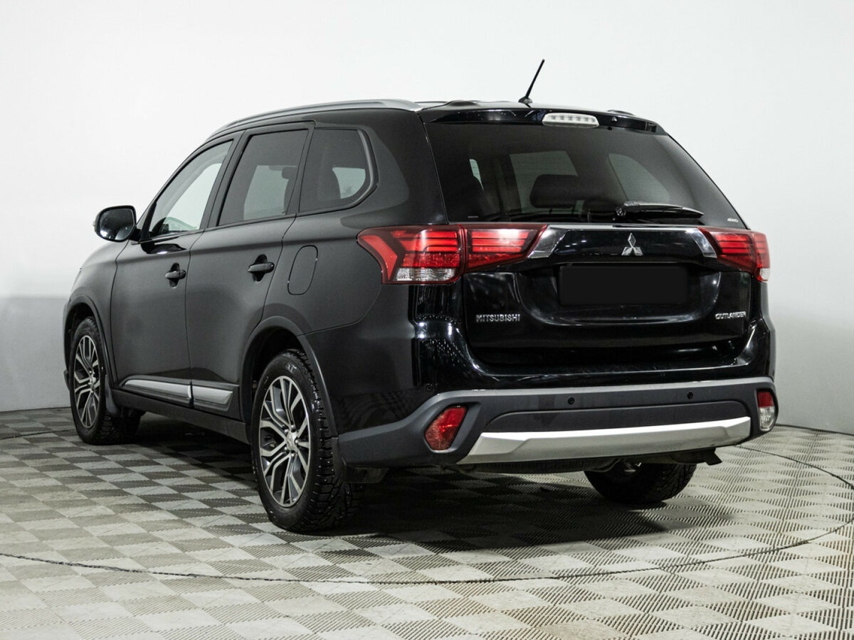 Купить Mitsubishi Outlander III Рестайлинг 2, 2016, 111 182 км, фото №6
