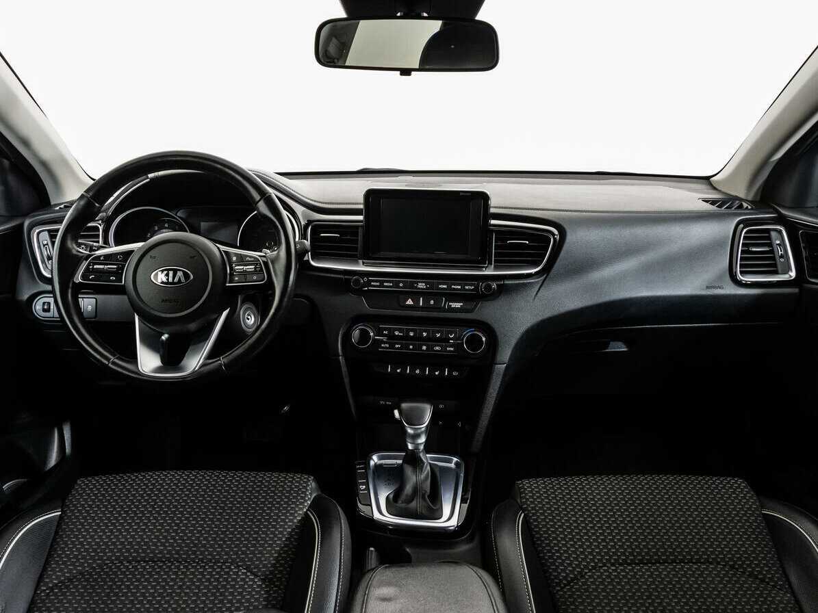 Купить Kia Ceed, 2018, 130 000 км, фото №10