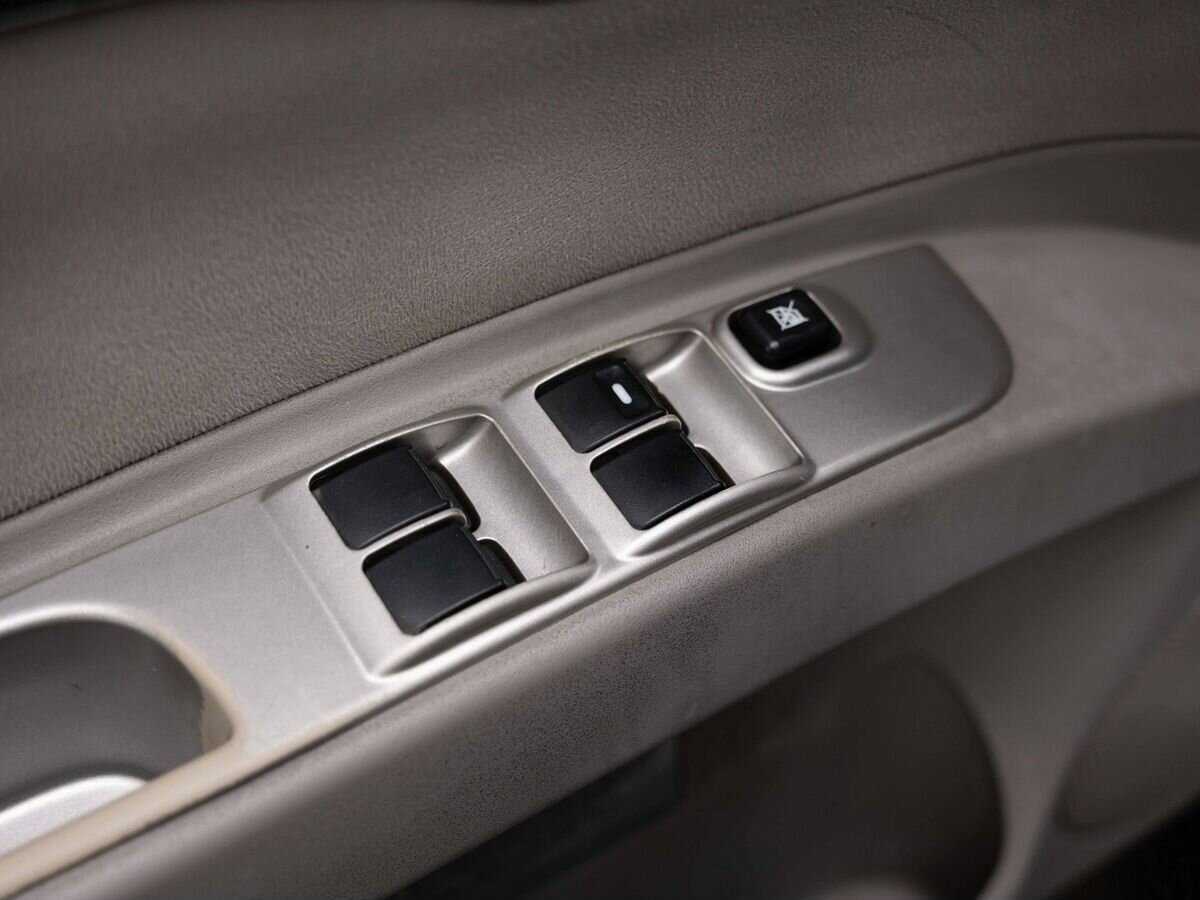 Купить Mitsubishi Pajero Sport, 2014, 412 500 км, фото №16