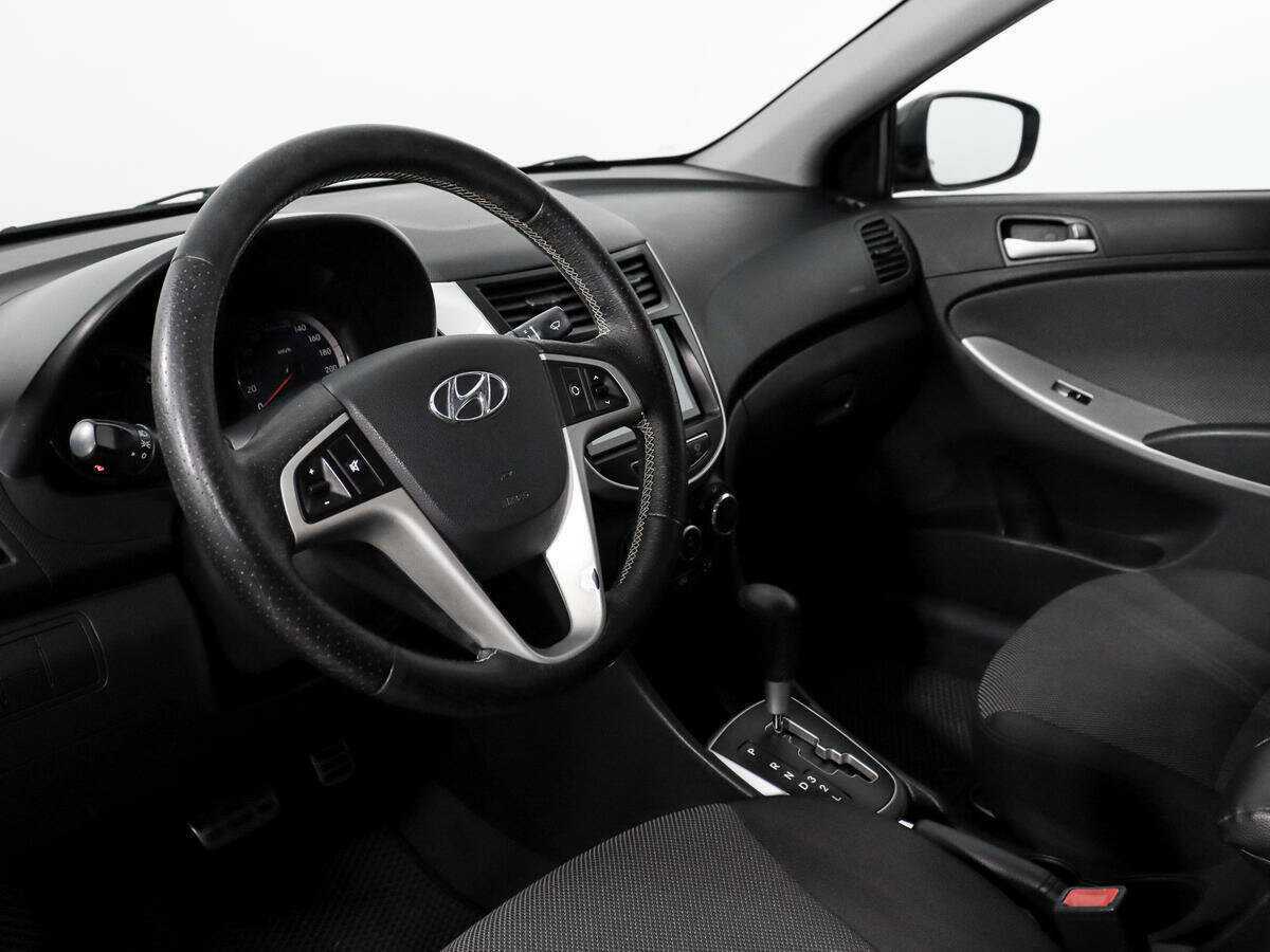Купить Hyundai Solaris, 2013, 232 851 км, фото №9