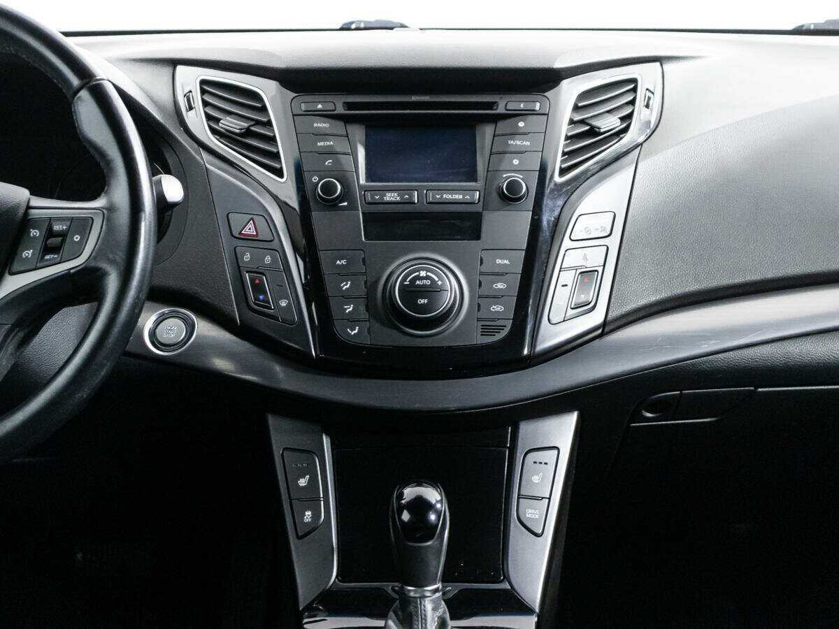 Купить Hyundai i40, 2015, 101 775 км, фото №14
