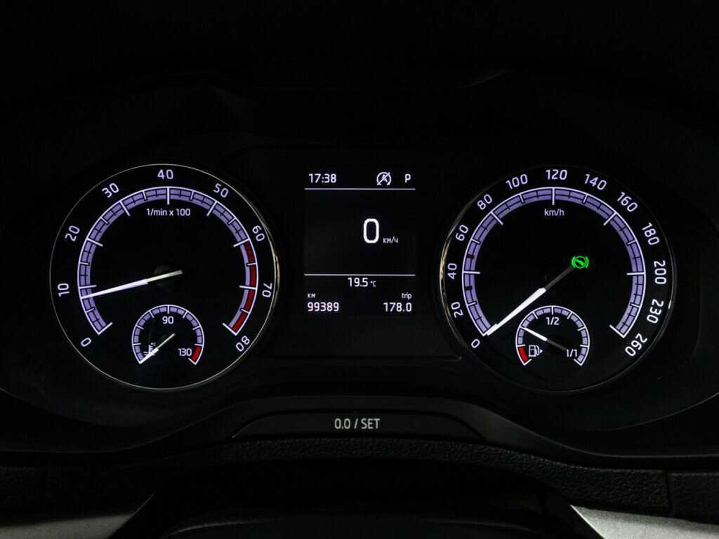 Купить Skoda Karoq, 2020, 99 388 км, фото №12