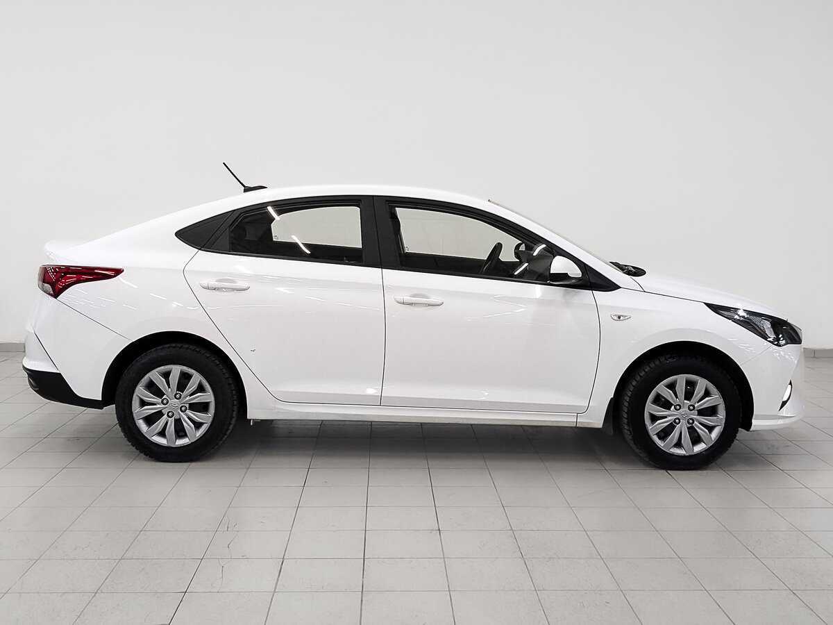 Купить Hyundai Solaris, 2021, 76 280 км, фото №4