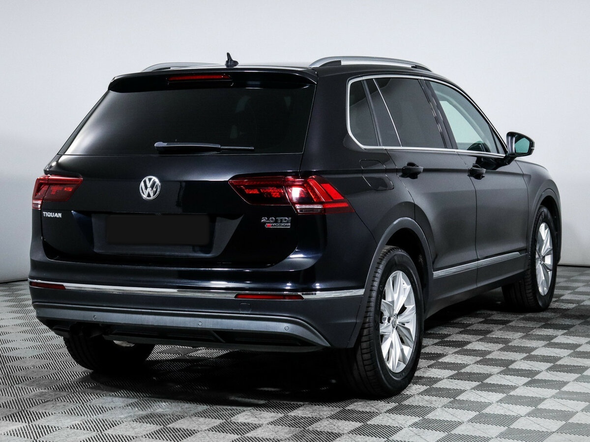 Купить Volkswagen Tiguan II, 2018, 110 600 км, фото №4
