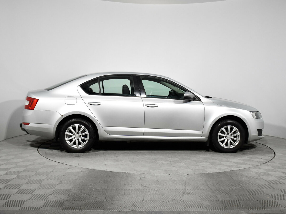 Купить Skoda Octavia III (A7), 2015, 254 000 км, фото №4