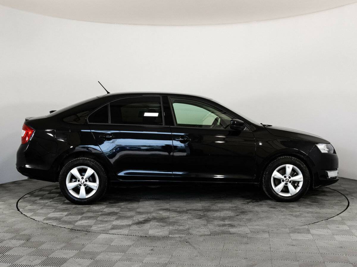 Купить Skoda Rapid, 2015, 150 162 км, фото №4