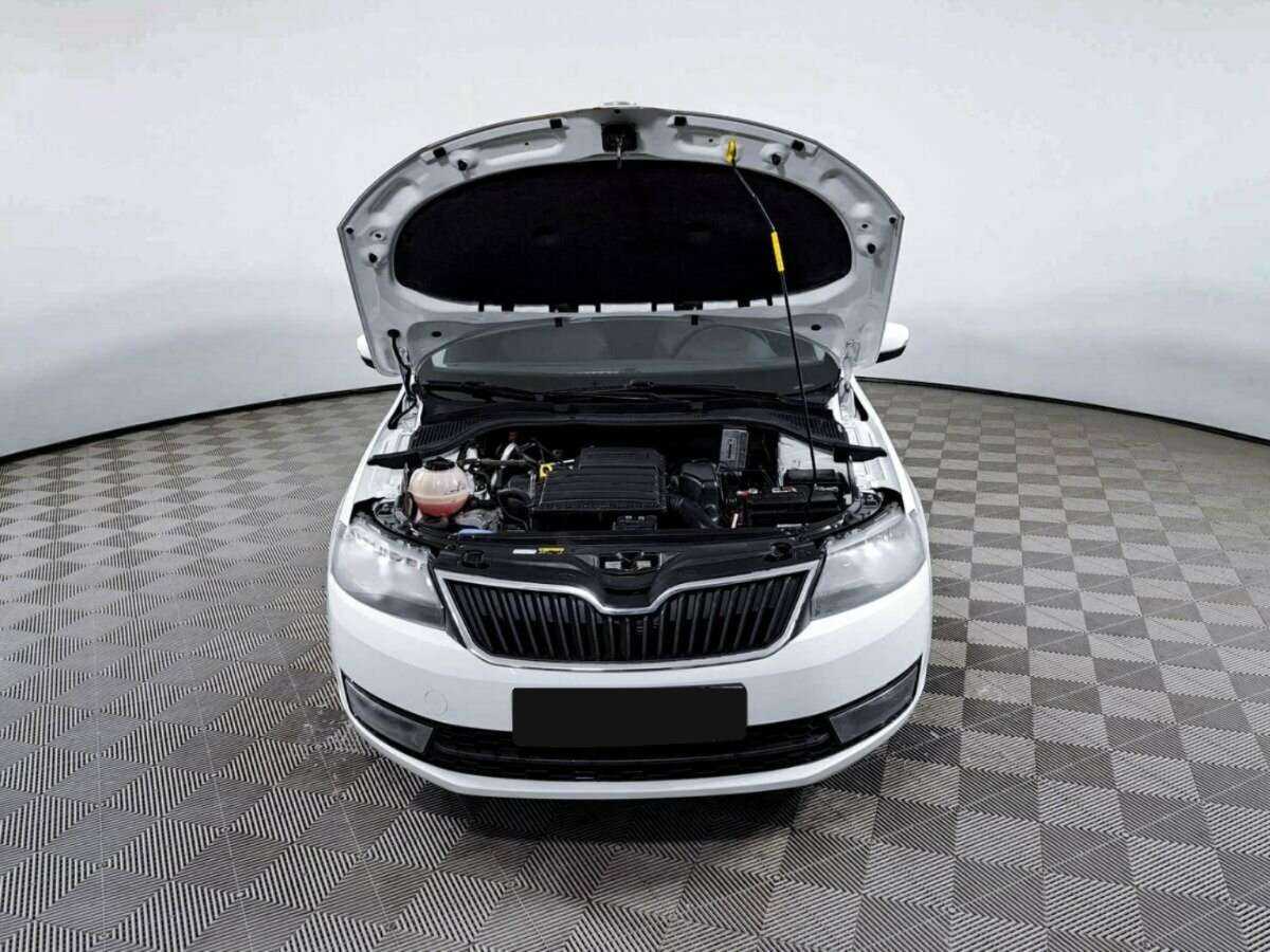Купить Skoda Rapid, 2017, 121 050 км, фото №9