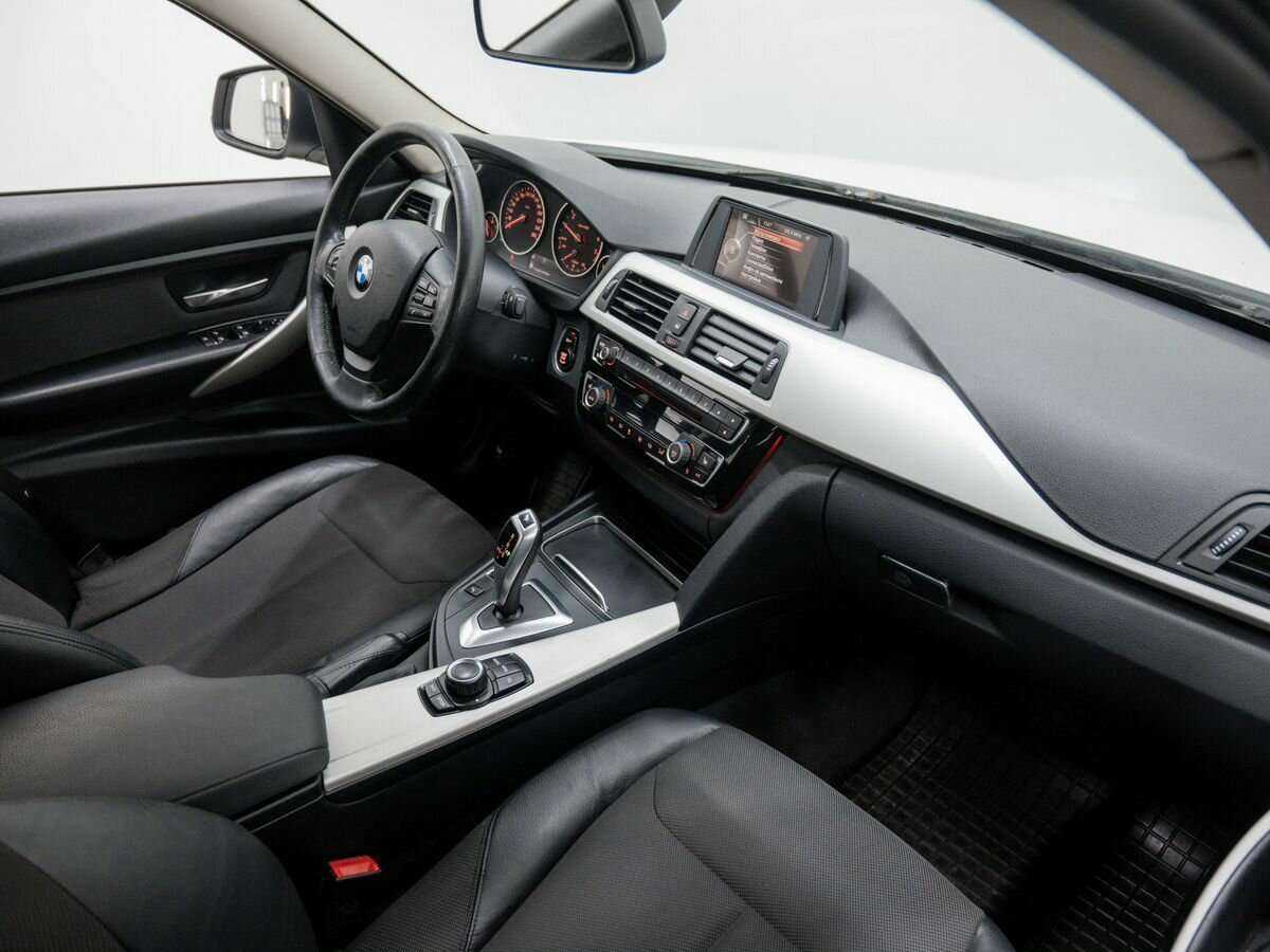 Купить BMW 3 серии 318i, 2016, 188 888 км, фото №7