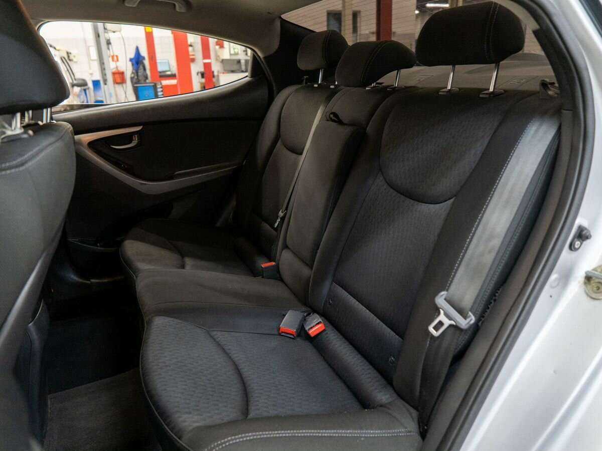 Купить Hyundai Elantra, 2012, 197 450 км, фото №7
