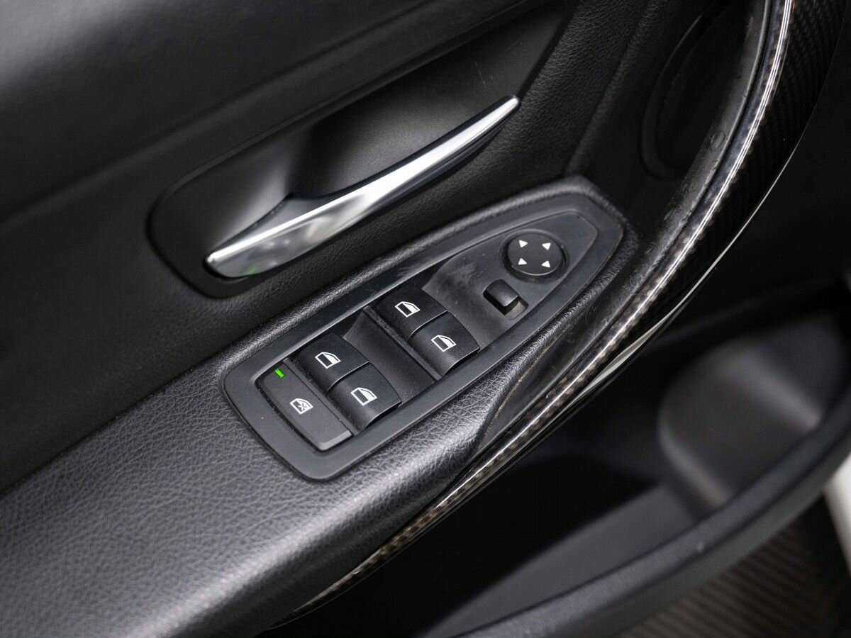 Купить BMW 3 серии 320i, 2014, 204 125 км, фото №17