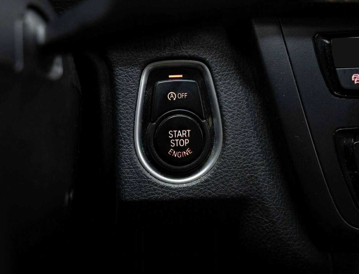 Купить BMW 3 серии 320i, 2014, 204 125 км, фото №19