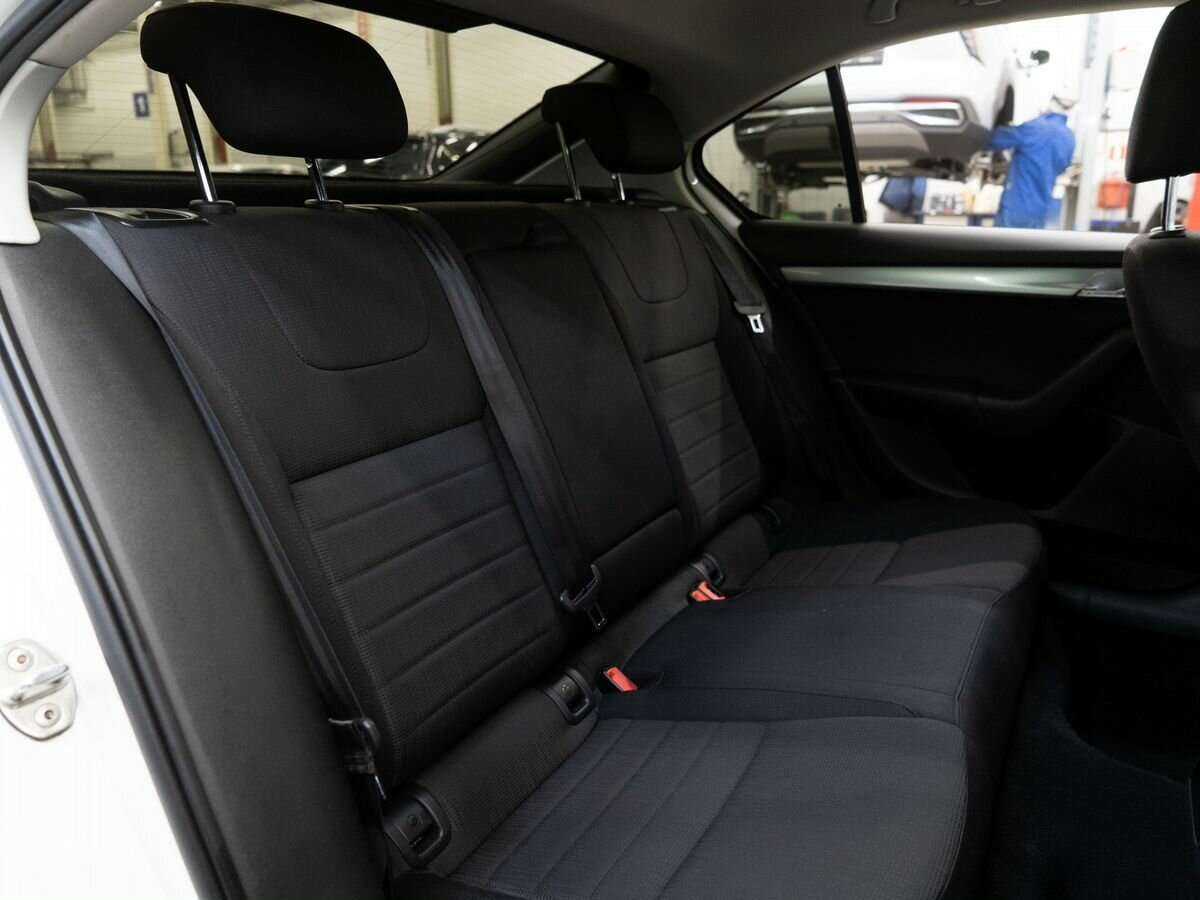 Купить Skoda Octavia, 2014, 287 000 км, фото №7