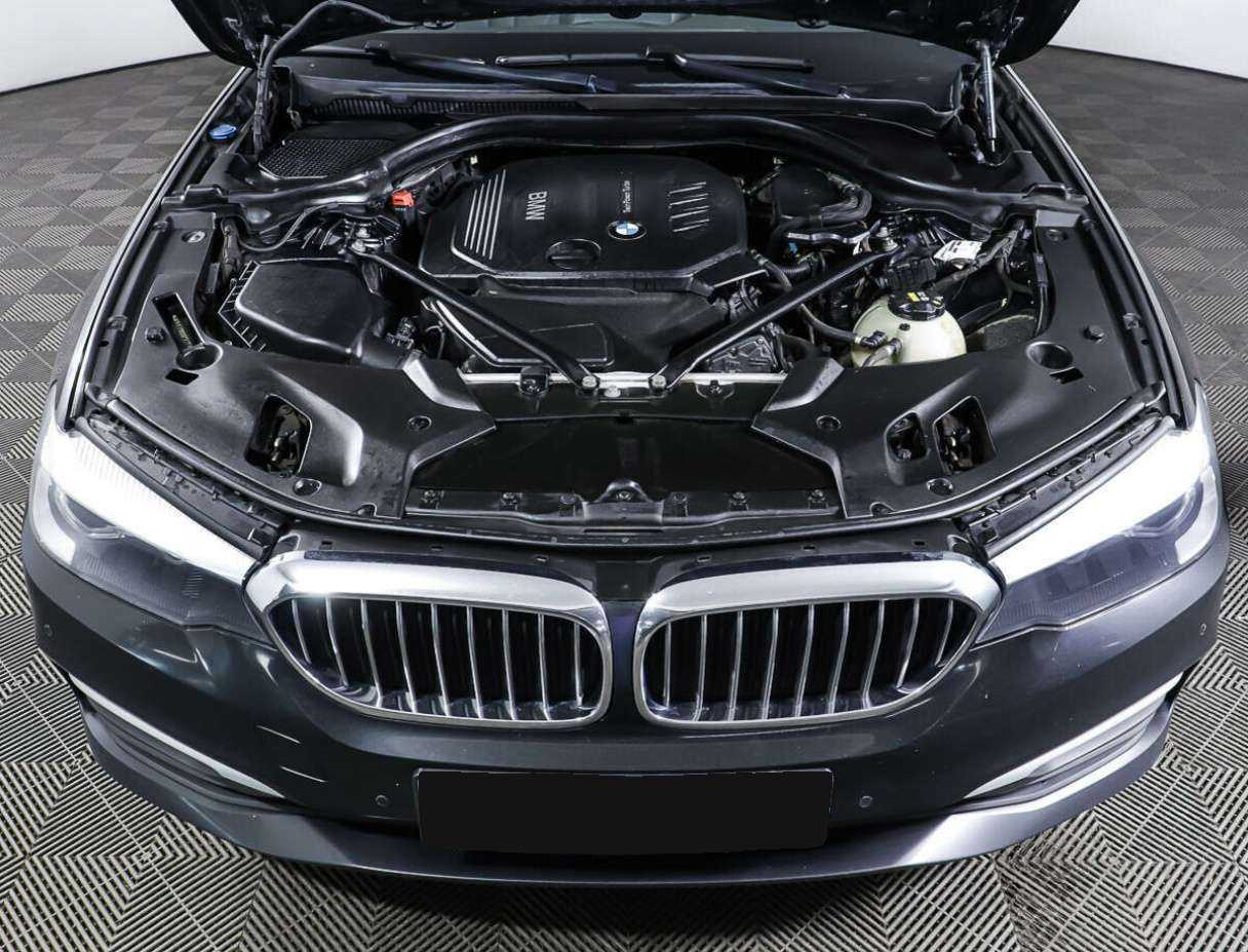 Купить BMW 5 серии 520d, 2017, 223 406 км, фото №9