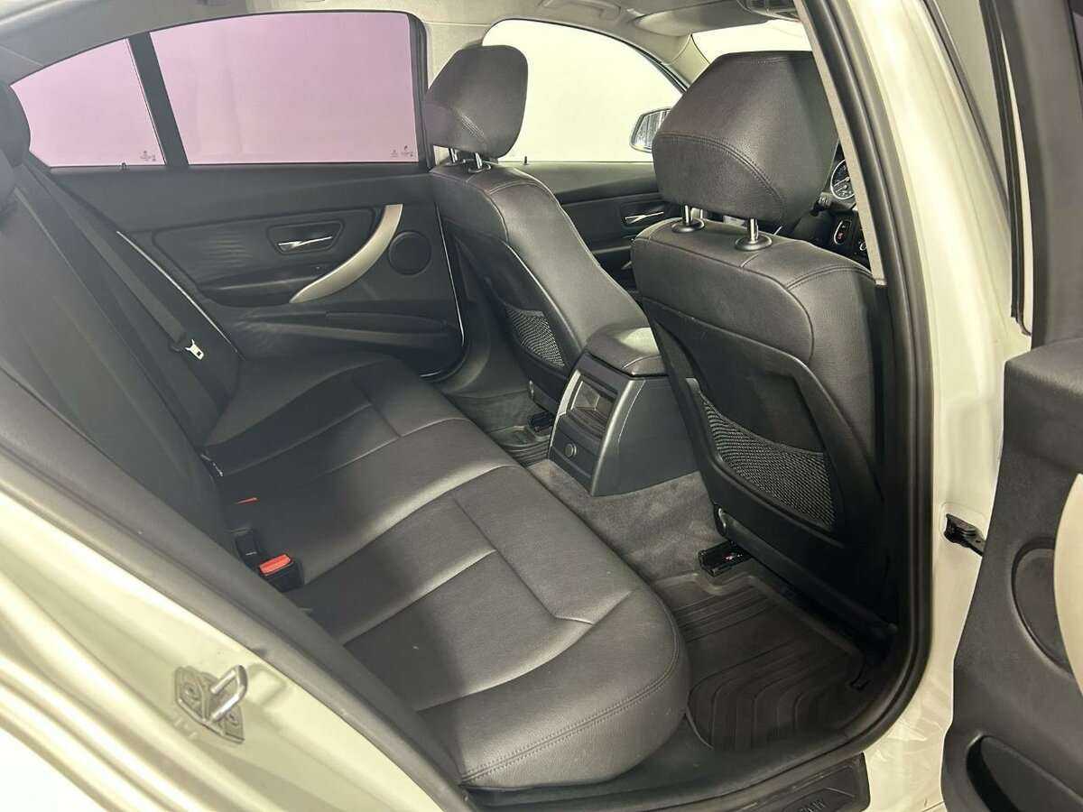 Купить BMW 3 серии 320i, 2014, 186 000 км, фото №17