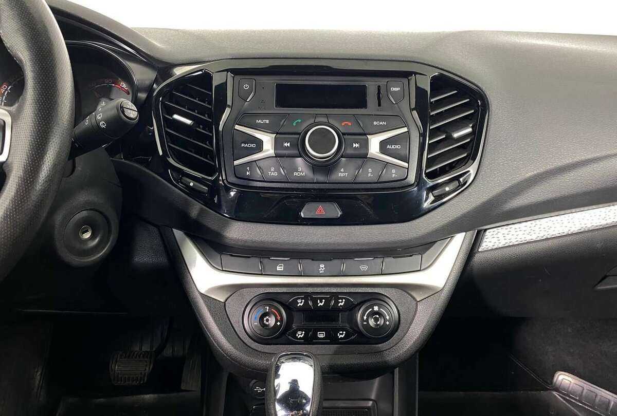 Купить Lada (ВАЗ) Vesta SW, 2020, 82 000 км, фото №12