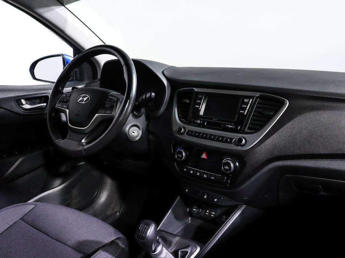 Купить Hyundai Solaris, 2017, 116 656 км, фото №7