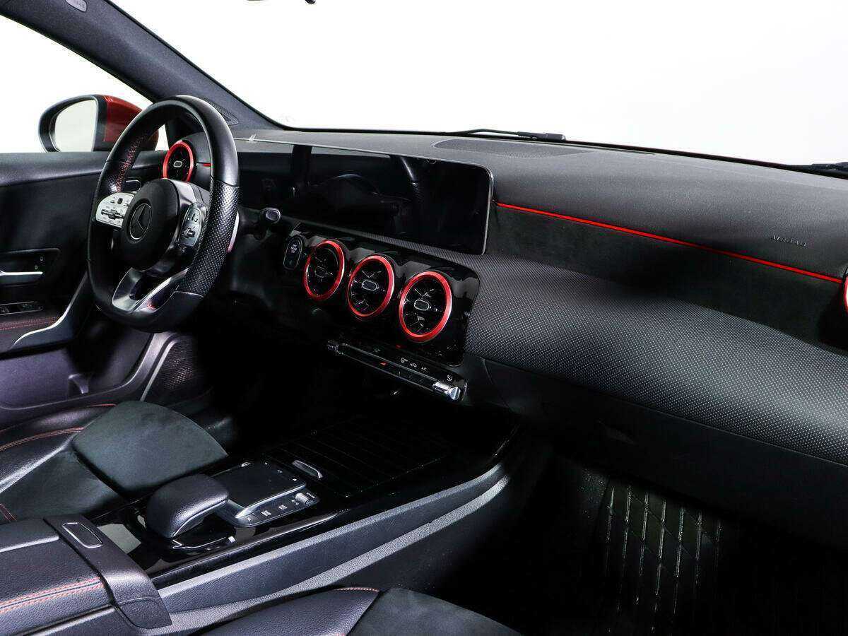 Купить Mercedes-Benz A-Класс 200, 2020, 100 059 км, фото №9