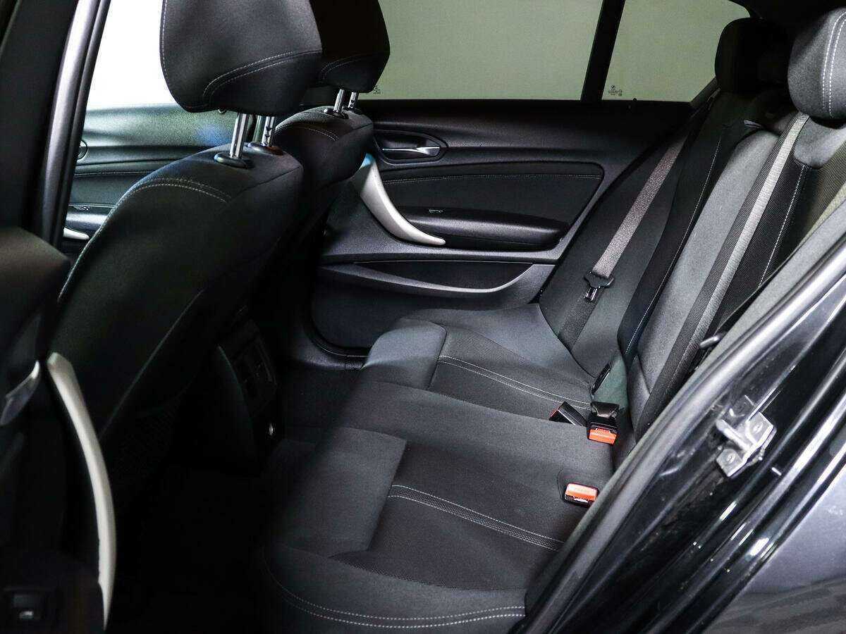 Купить BMW 1 серии 118i, 2018, 91 506 км, фото №8