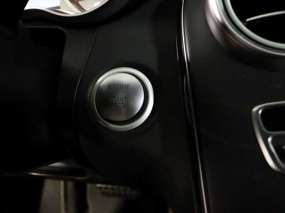 Купить Mercedes-Benz C-Класс 180, 2015, 85 001 км, фото №22