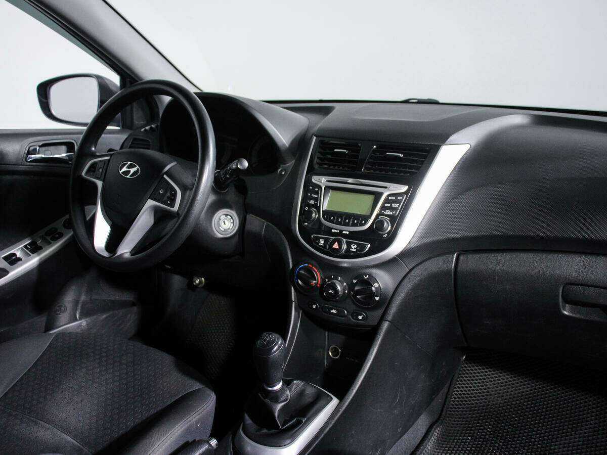 Купить Hyundai Solaris, 2012, 92 300 км, фото №7