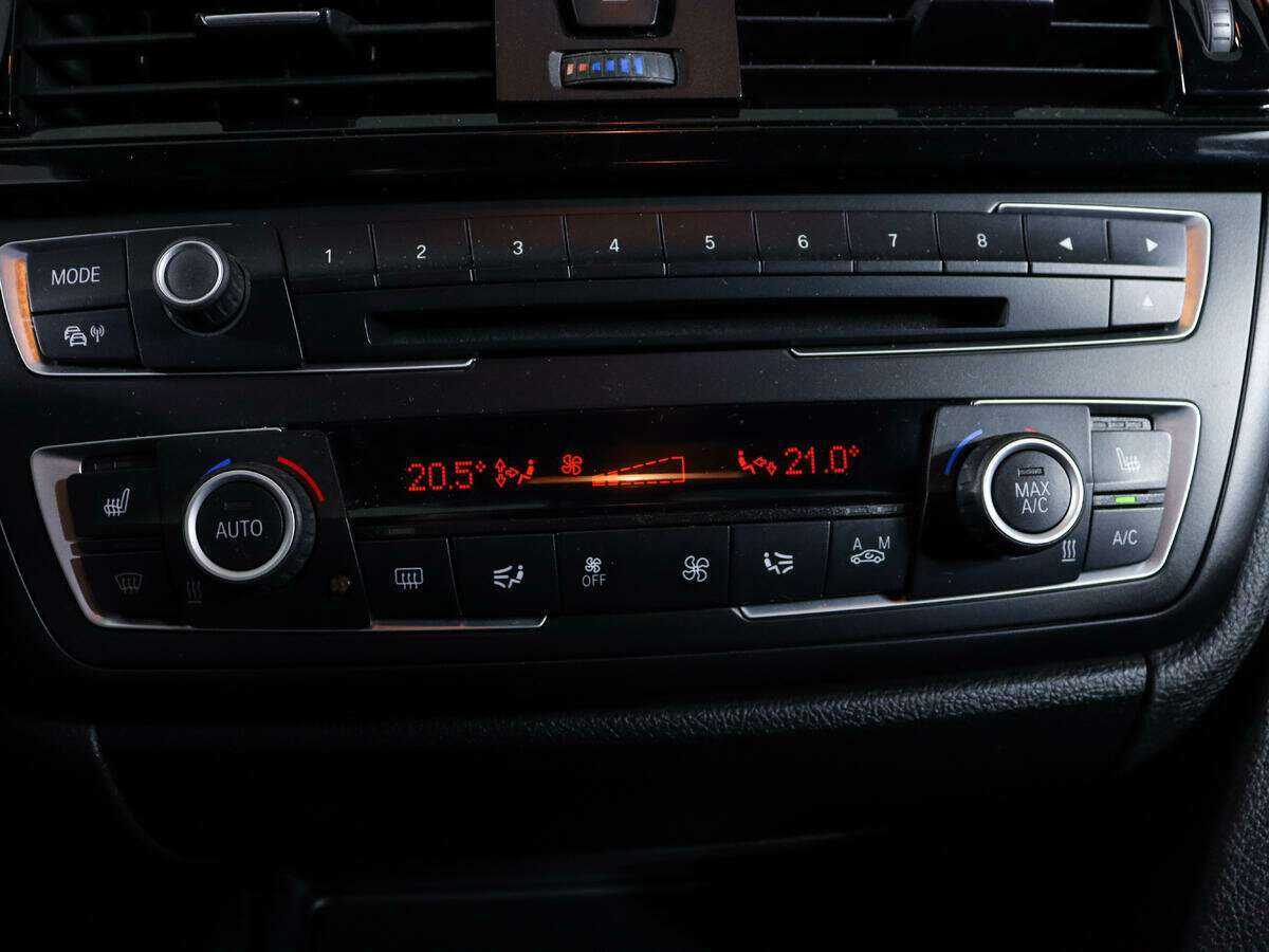 Купить BMW 3 серии 320i xDrive, 2014, 148 121 км, фото №14