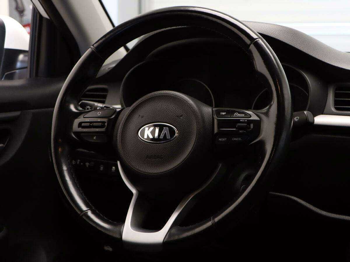 Купить Kia Rio, 2018, 101 110 км, фото №11