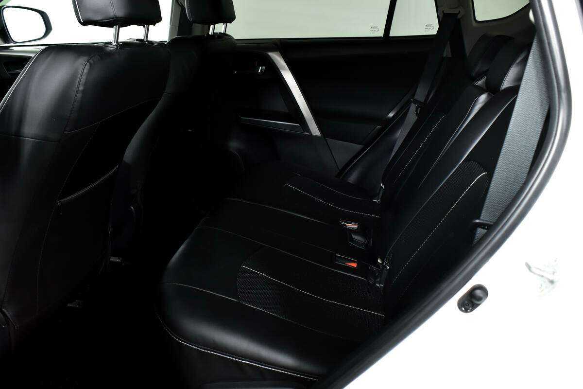 Купить Toyota RAV4, 2018, 112 738 км, фото №12