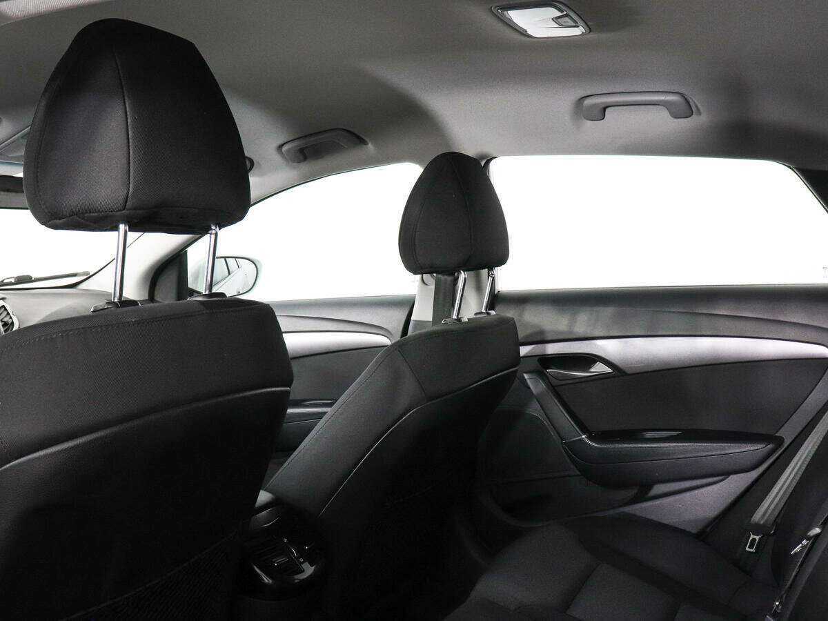 Купить Hyundai i40, 2016, 76 258 км, фото №11