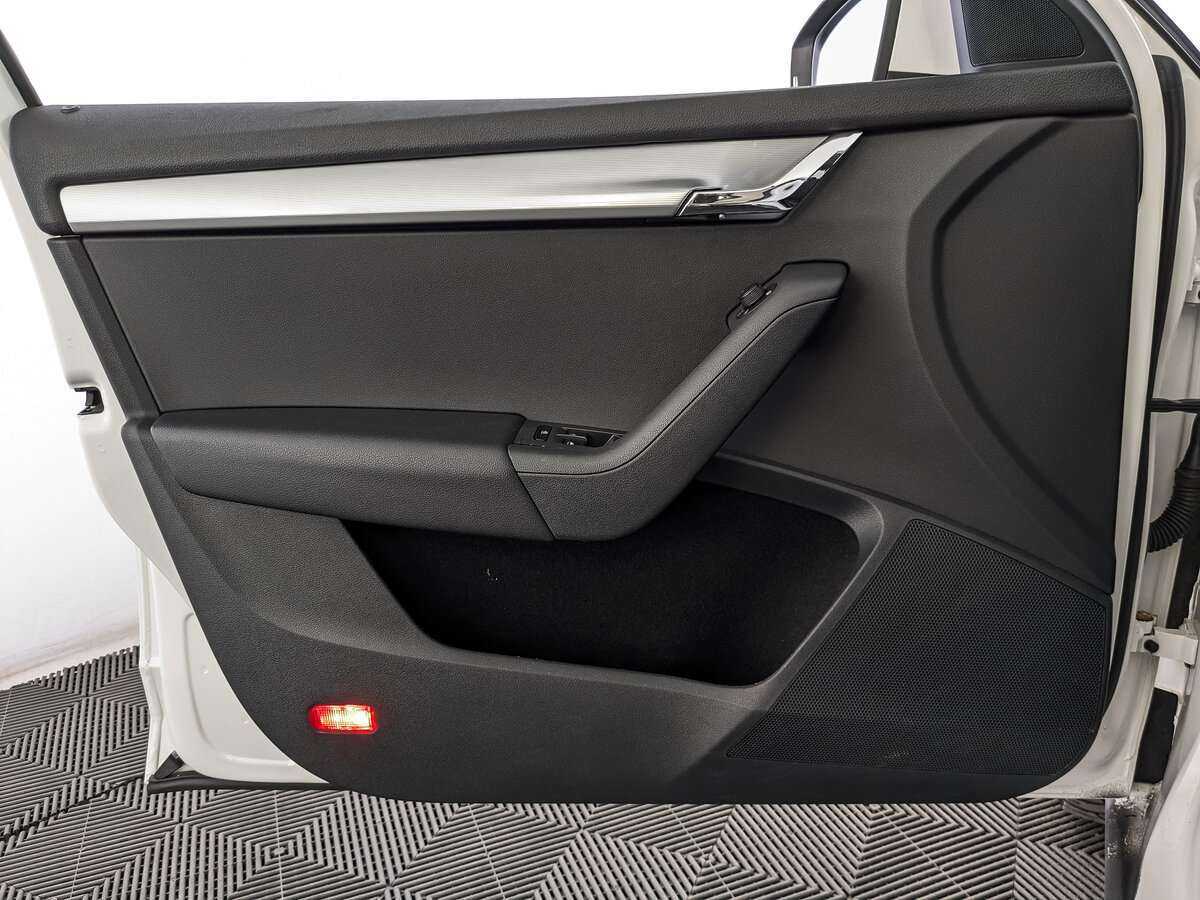 Купить Skoda Octavia, 2014, 113 000 км, фото №18