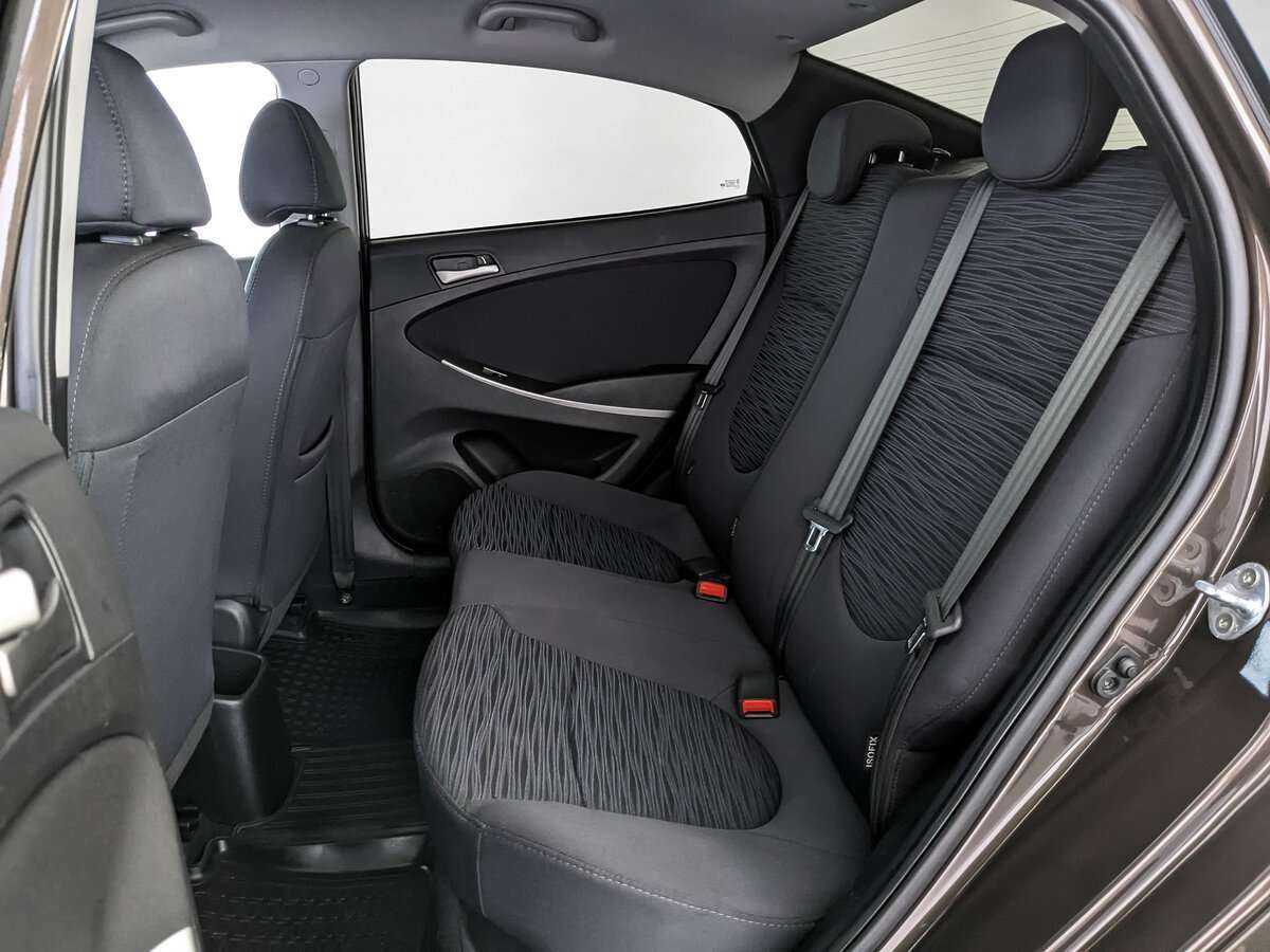 Купить Hyundai Solaris, 2016, 73 782 км, фото №13