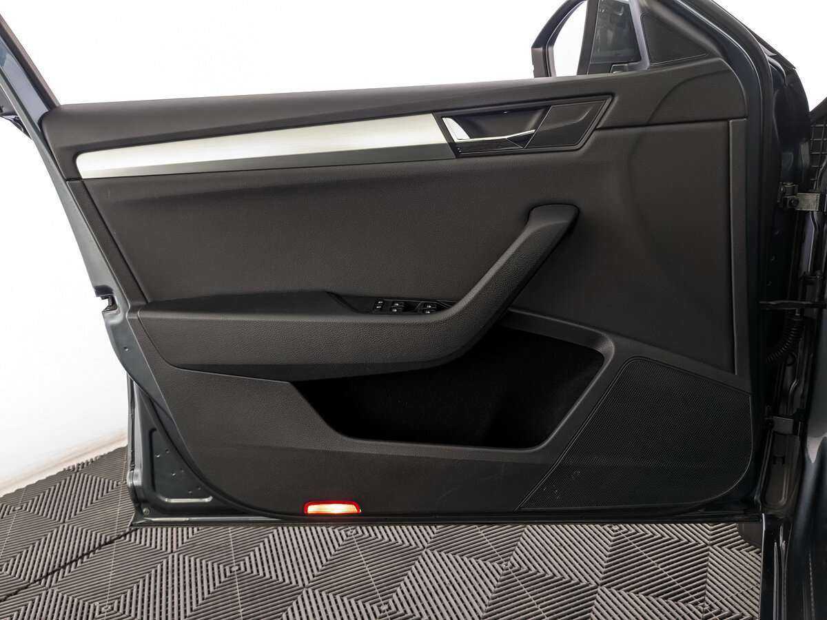Купить Skoda Superb, 2019, 201 065 км, фото №15