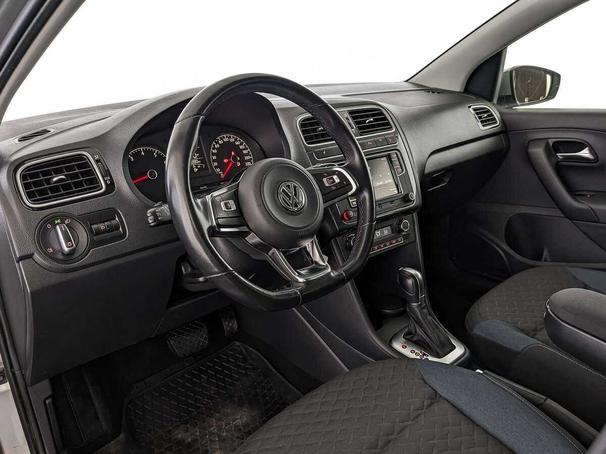 Купить Volkswagen Polo, 2020, 48 089 км, фото №11