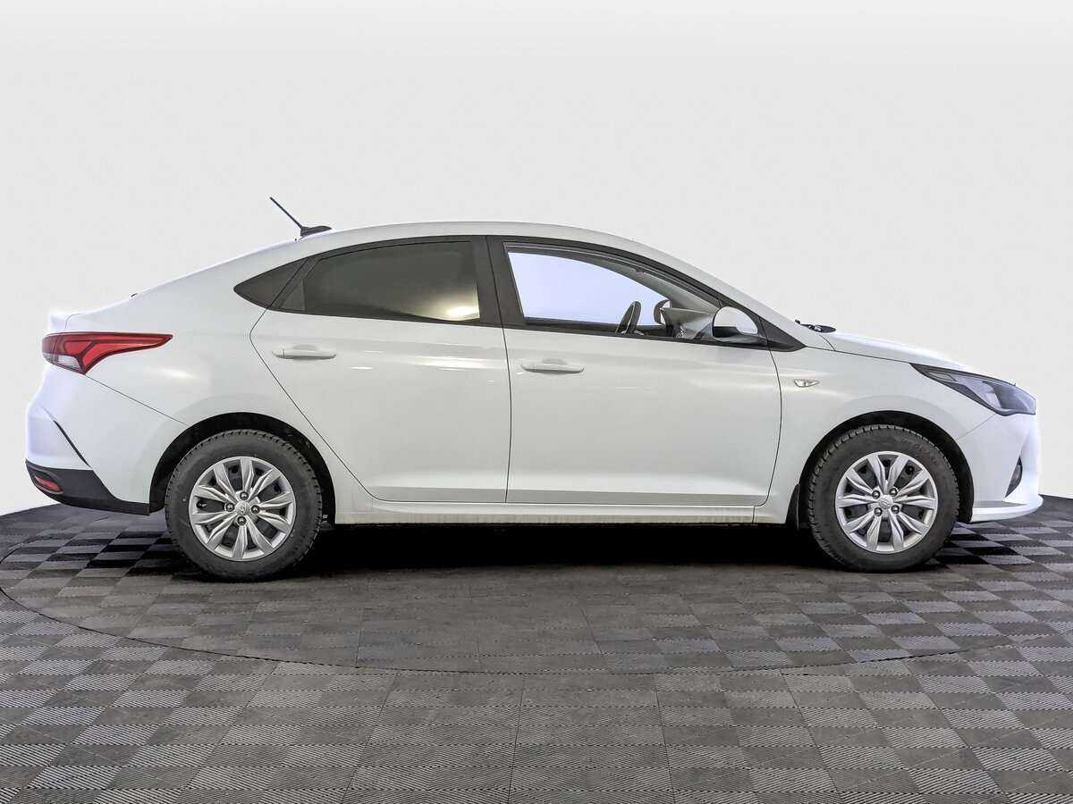 Купить Hyundai Solaris, 2020, 68 660 км, фото №4