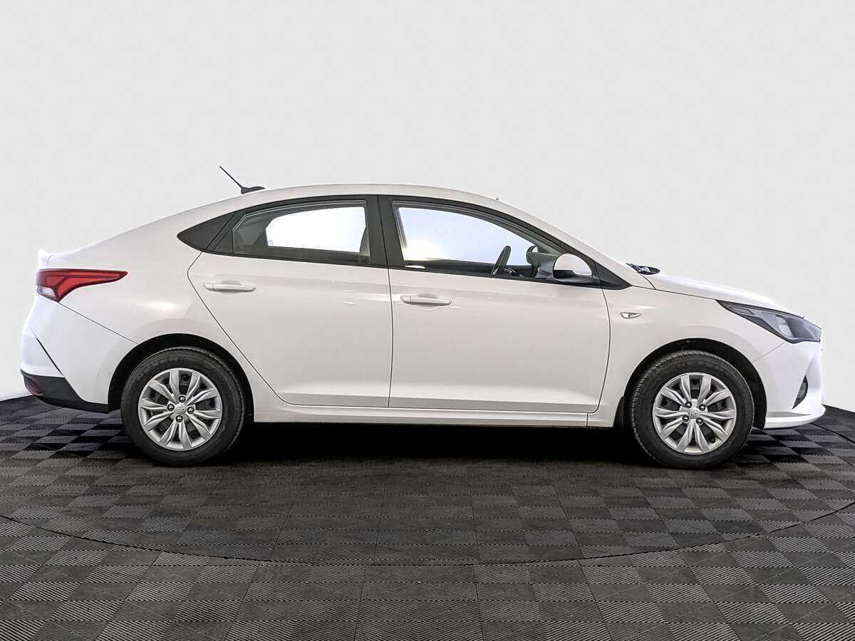 Купить Hyundai Solaris, 2022, 24 933 км, фото №4